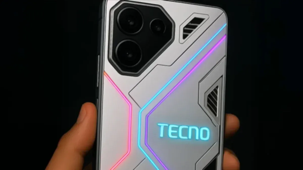 TECNO POVA 7